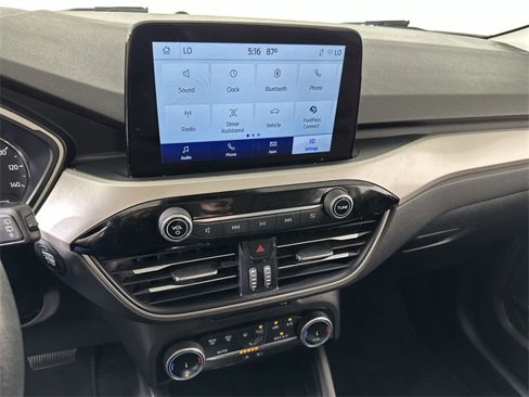 Used 2022 Ford Escape SE image 14