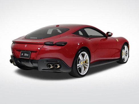 Used 2022 Ferrari Roma image 8