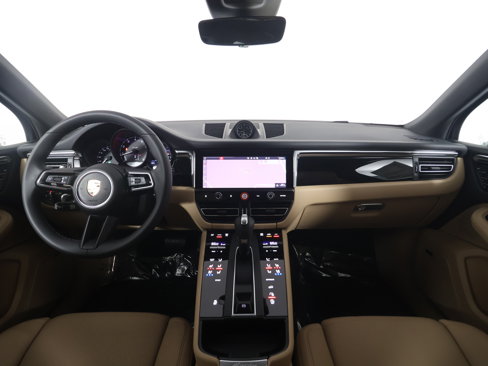 New 2025 Porsche Macan image 13