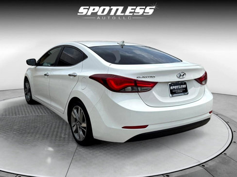 Used 2014 Hyundai Elantra Limited w/ Option Group 03 image 4
