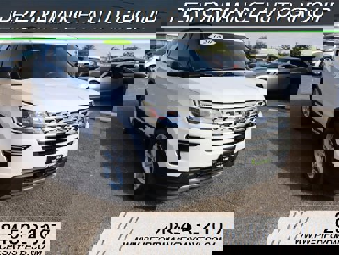 Used 2018 Ford Explorer XLT image 1