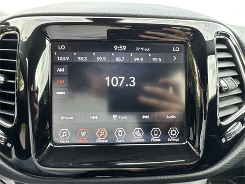 Used 2019 Jeep Compass Limited image 14