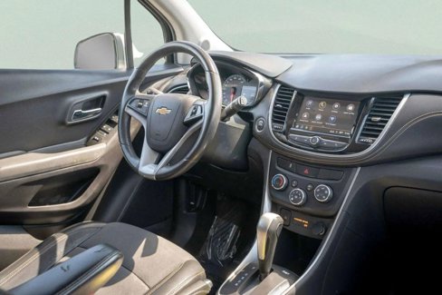 Used 2018 Chevrolet Trax LT w/ LT Convenience Package image 16