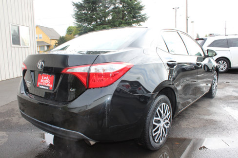 Used 2015 Toyota Corolla LE image 6