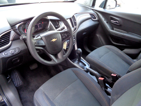 Used 2018 Chevrolet Trax LS image 24