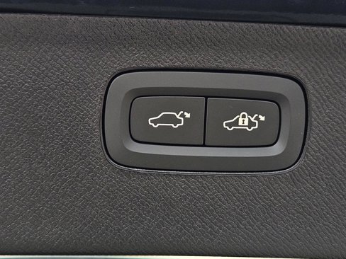 New 2026 Volvo XC90 B5 Core image 11