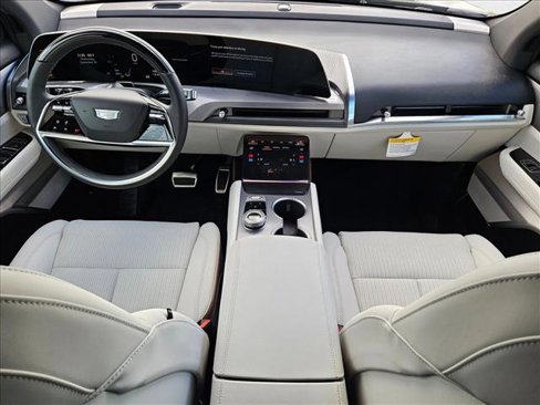 New 2026 Cadillac Vistiq Sport image 16