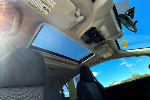 Used 2021 Subaru Crosstrek 2.0i Premium w/ Moonroof Package image 17