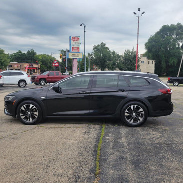 Used 2019 Buick Regal Preferred w/ Sights and Sounds Package image 8