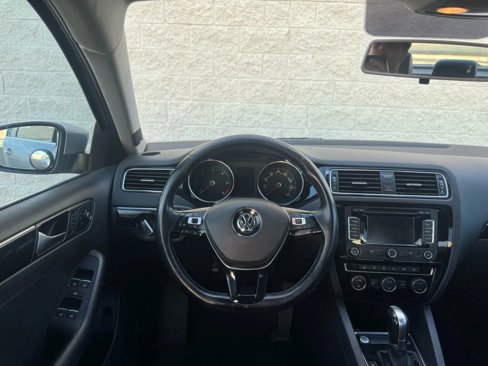 Used 2015 Volkswagen Jetta TDI SEL image 22