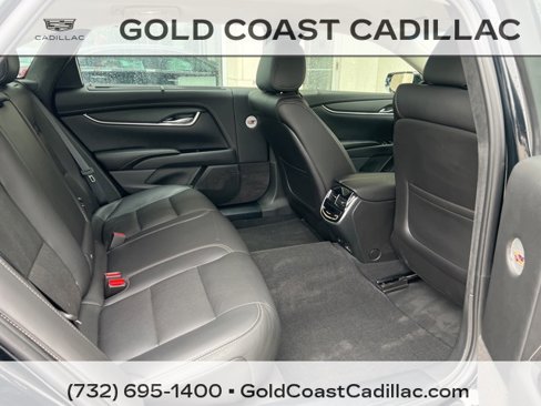 Used 2019 Cadillac XTS w/ Rear Seat Comfort Package image 8