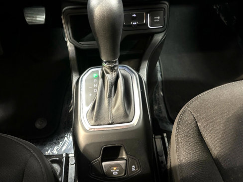 Used 2018 Jeep Renegade Altitude image 64