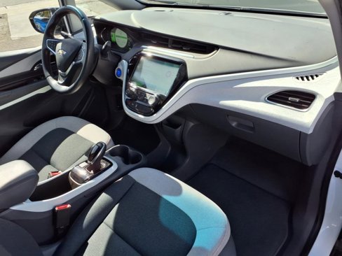 Used 2021 Chevrolet Bolt LT image 27