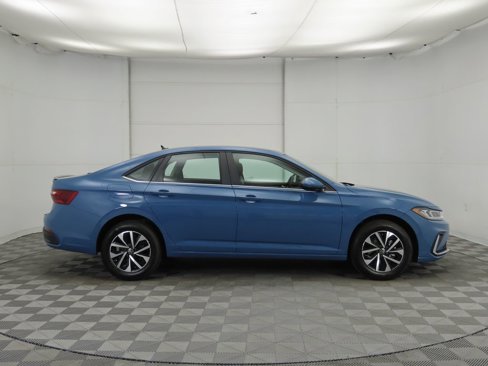 New 2025 Volkswagen Jetta S image 5
