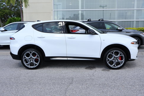 Used 2024 Alfa Romeo Tonale Ti w/ Active Assist Package image 11