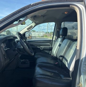 Used 2004 Dodge Ram 2500 Truck SLT w/ Sport Appearance Group image 3