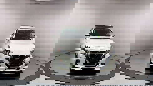 Used 2022 Nissan Altima 2.5 Platinum image 3
