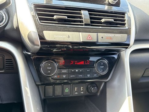 Used 2024 Mitsubishi Eclipse Cross SE image 20