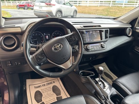 Used 2016 Toyota RAV4 Limited image 15