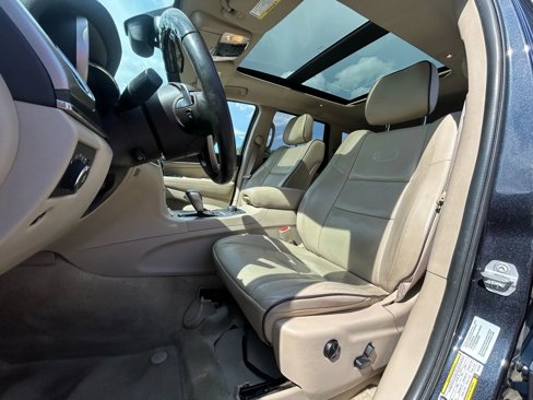 Used 2016 Jeep Grand Cherokee Overland image 30
