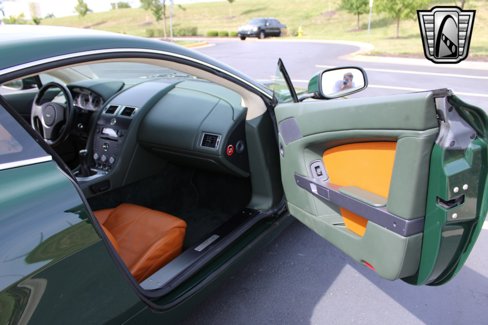 Used 2007 Aston Martin V8 Vantage Coupe image 19