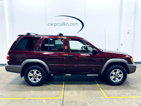 Used 2001 Nissan Pathfinder SE image 8