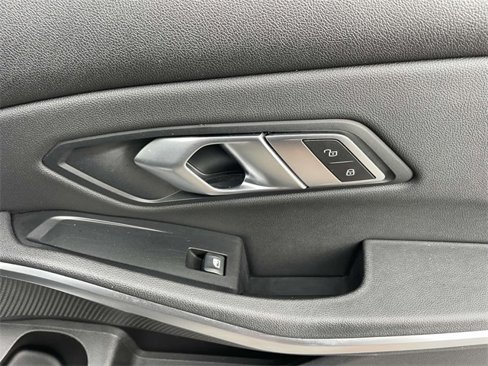 Used 2020 BMW 330i Sedan w/ Convenience Package image 10