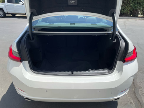 Used 2025 BMW 330i Sedan image 19