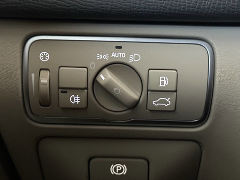 Used 2015 Volvo XC60 T6 image 34