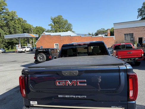 Used 2021 GMC Sierra 1500 SLT w/ SLT Premium Plus Package image 5