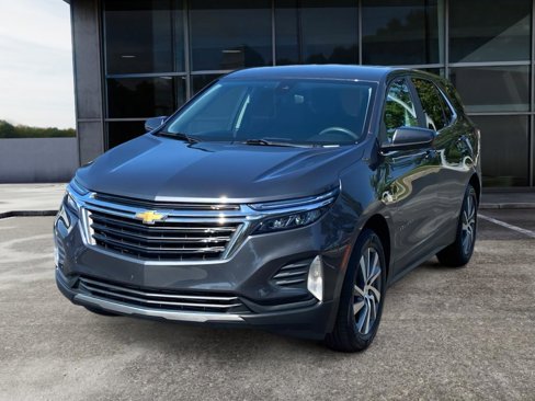 Used 2023 Chevrolet Equinox LT image 3