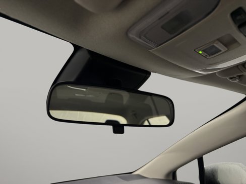 Used 2021 Toyota Corolla LE image 21