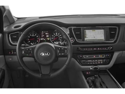 Used 2018 Kia Sedona SX image 10