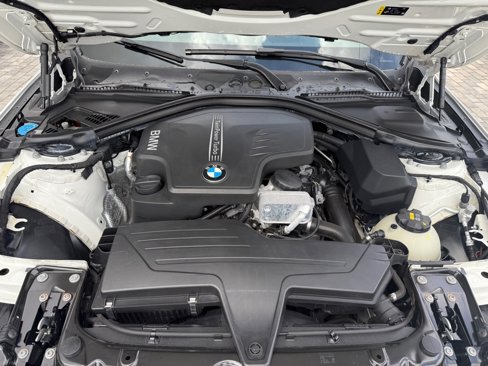 Used 2018 BMW 320i Sedan image 33