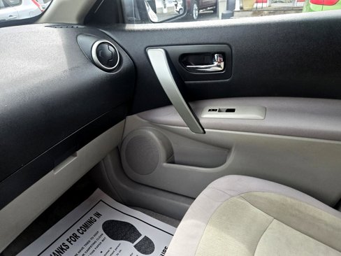 Used 2010 Nissan Rogue S w/ 360 Degree Value Pkg image 28