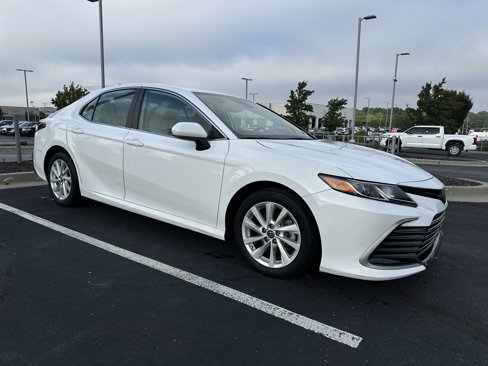Certified 2022 Toyota Camry LE image 2