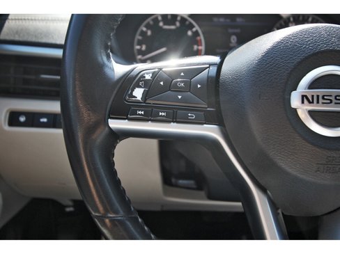 Used 2021 Nissan Altima 2.5 SV w/ SV Premium Package image 15