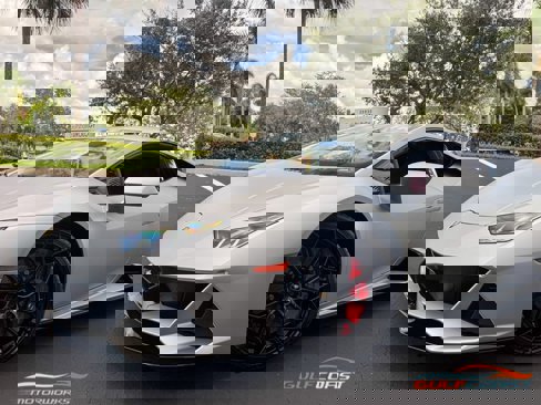 Used 2020 Lamborghini Huracan EVO image 11