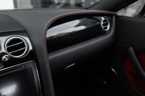 Used 2016 Bentley Continental GT V8 S image 21