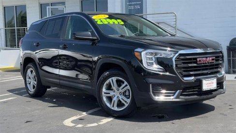 Used 2024 GMC Terrain SLE image 43