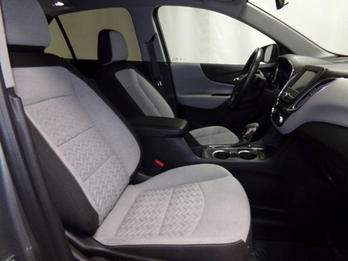 Used 2023 Chevrolet Equinox LT w/ Driver Convenience Package image 8