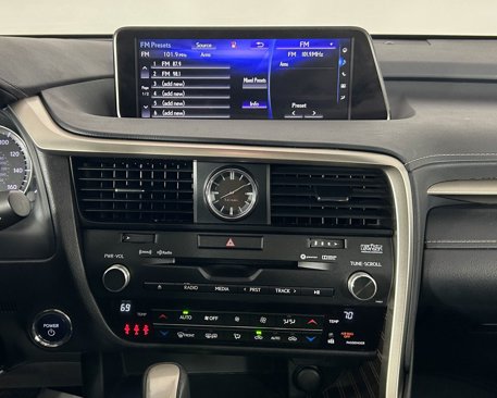Used 2017 Lexus RX 450h AWD image 13