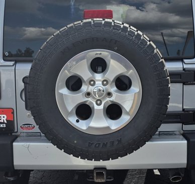 Used 2014 Jeep Wrangler Unlimited Sahara w/ Dual Top Group image 34