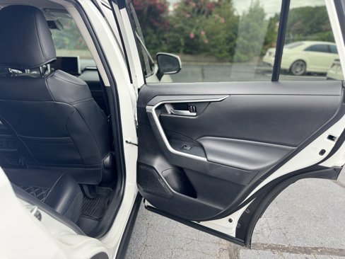 Used 2023 Toyota RAV4 XLE image 32