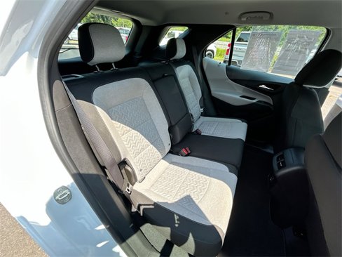 Used 2022 Chevrolet Equinox LS image 26