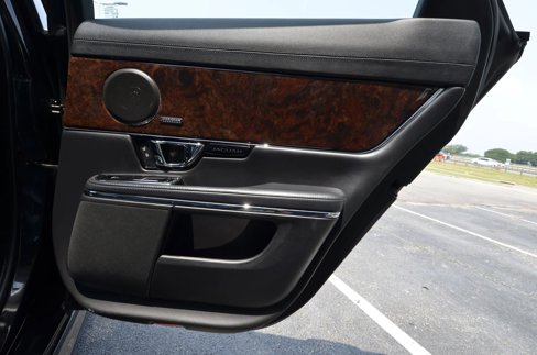 Used 2016 Jaguar XJ R-Sport image 45