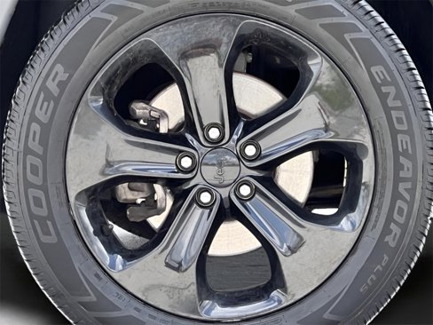 Used 2019 Jeep Compass Altitude image 15