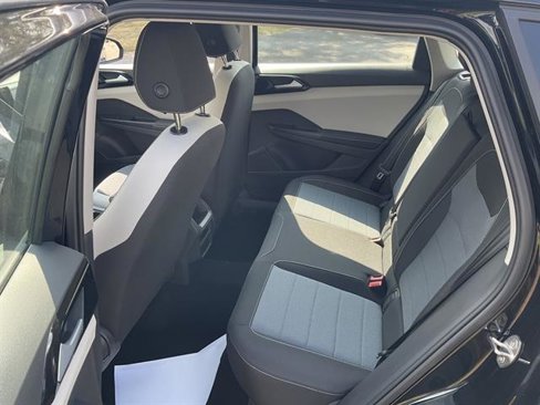 New 2025 Volkswagen Taos S image 5