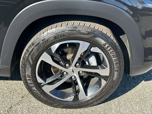 Used 2024 Chevrolet Trax RS image 8