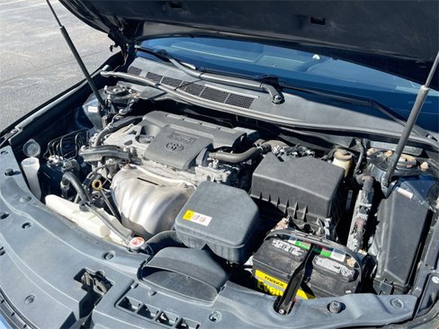 Used 2017 Toyota Camry SE image 26
